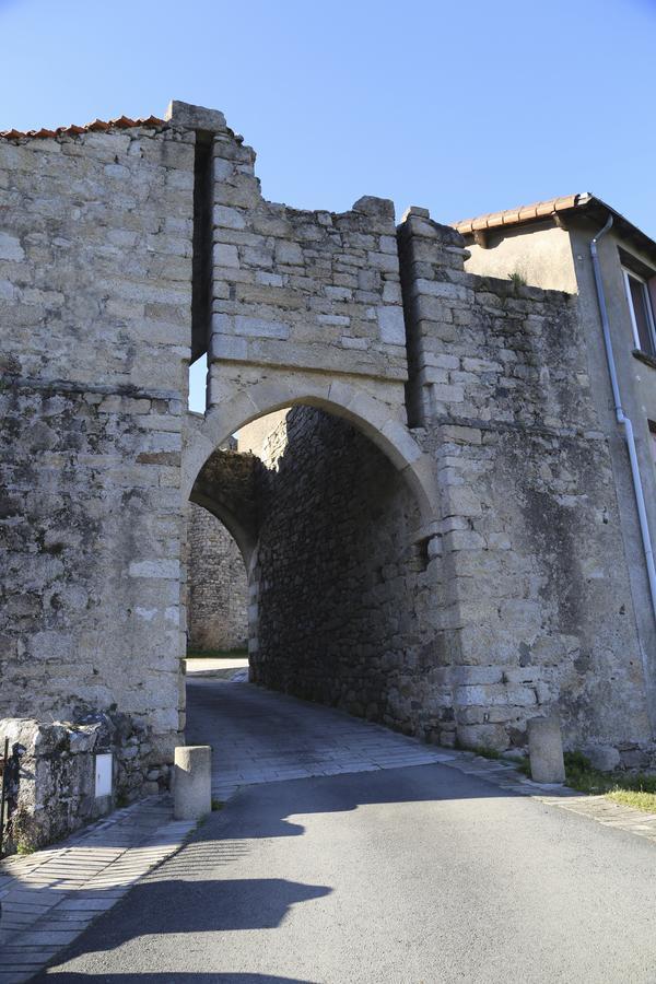 Maison De Vacances Chateaumur Luaran gambar
